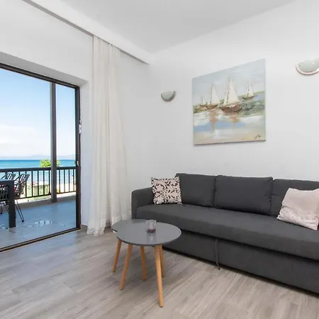 Houseloft Horizon Seafront Σπίτι διακοπών Πευκοχώρι