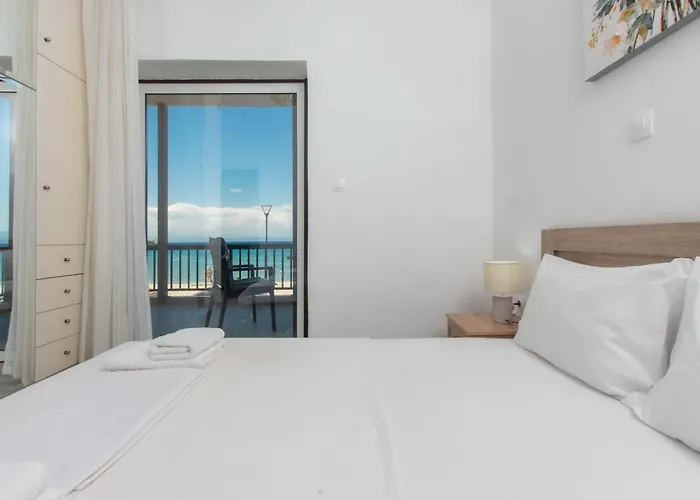 Houseloft Horizon Seafront * Pefkochori