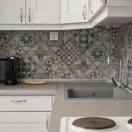 Houseloft Horizon Seafront * 페프코초리